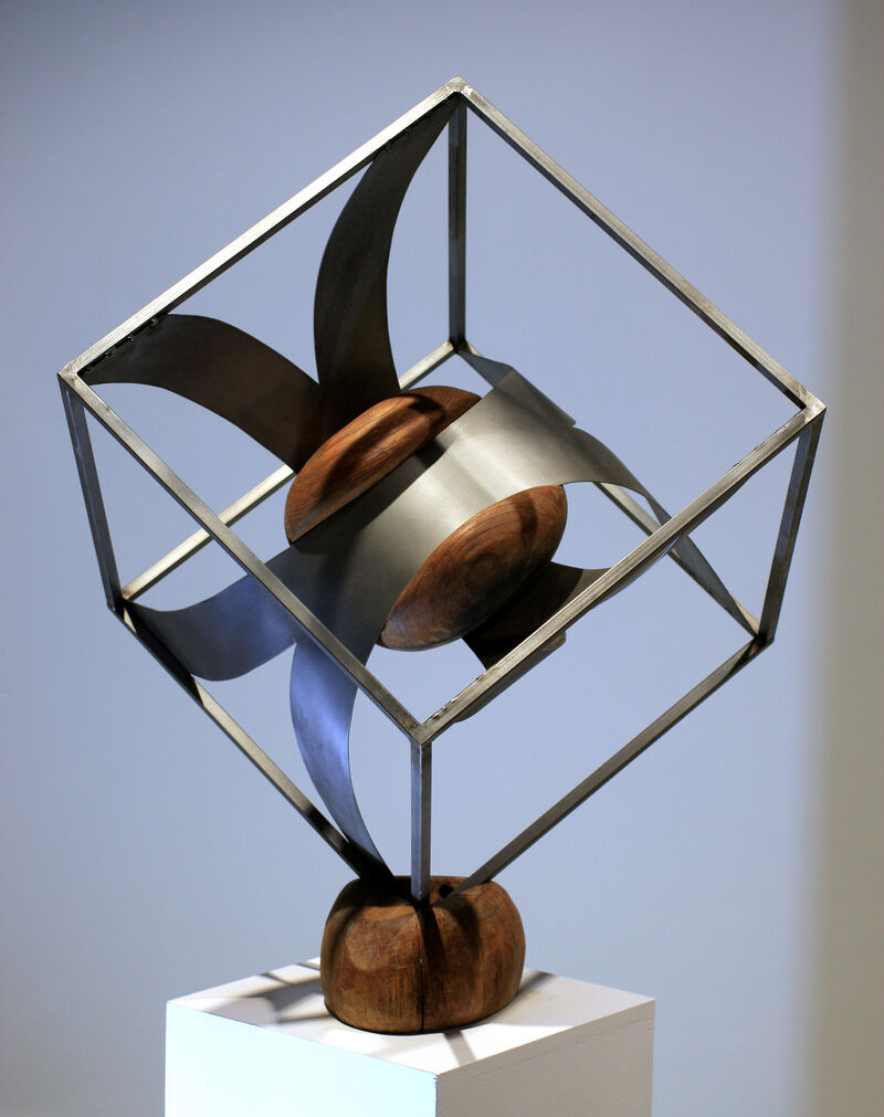 Espacio - tiempo - a Sculpture & Installation by FONDEVILA